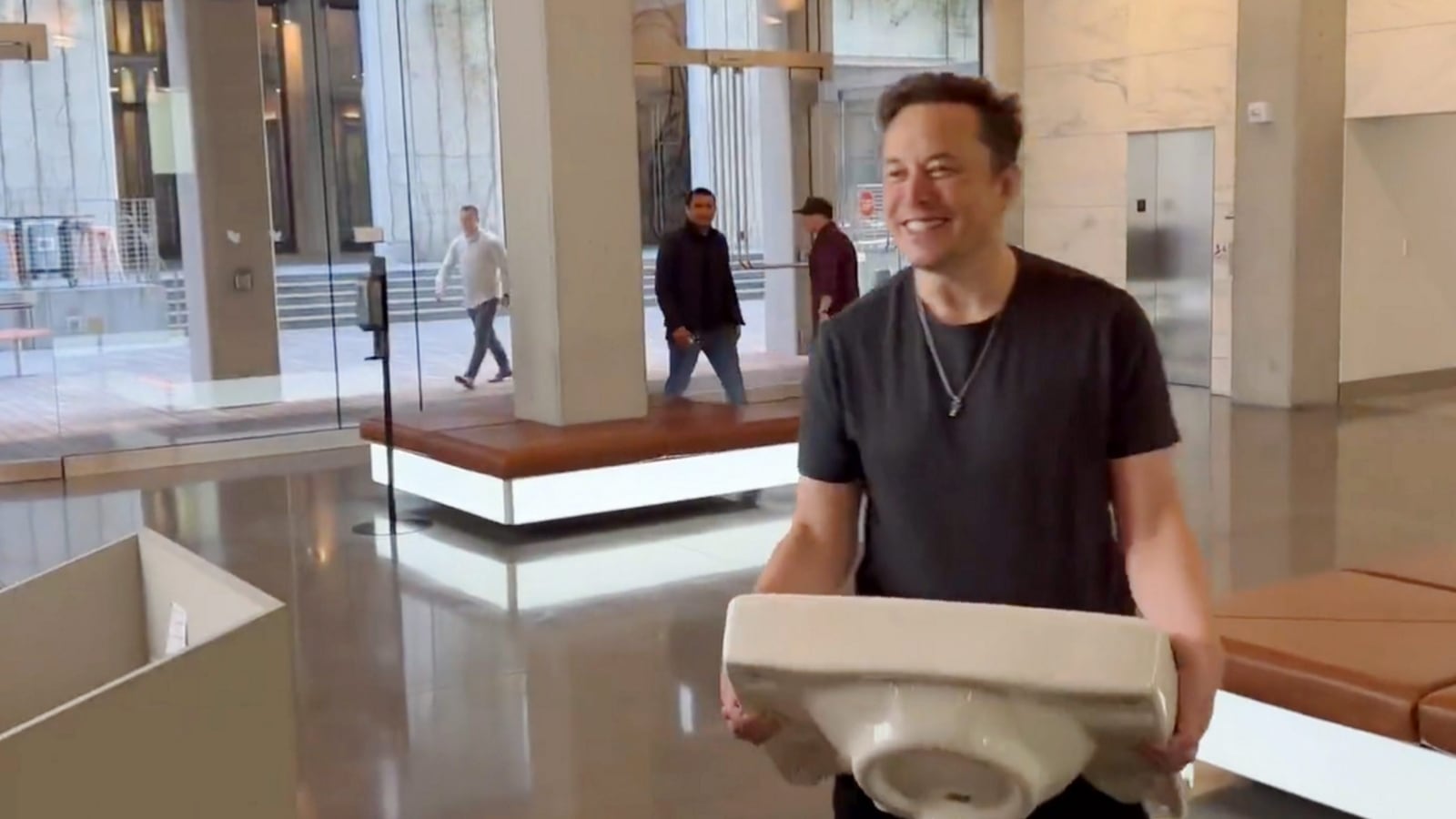 Dear Twitter advertisers…: Elon Musk’s message day before $44-billion deal deadline